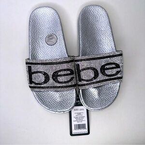 Bebe Girls Silver Rhinestone Slide Sandals 
Size L (2/3 Youth)